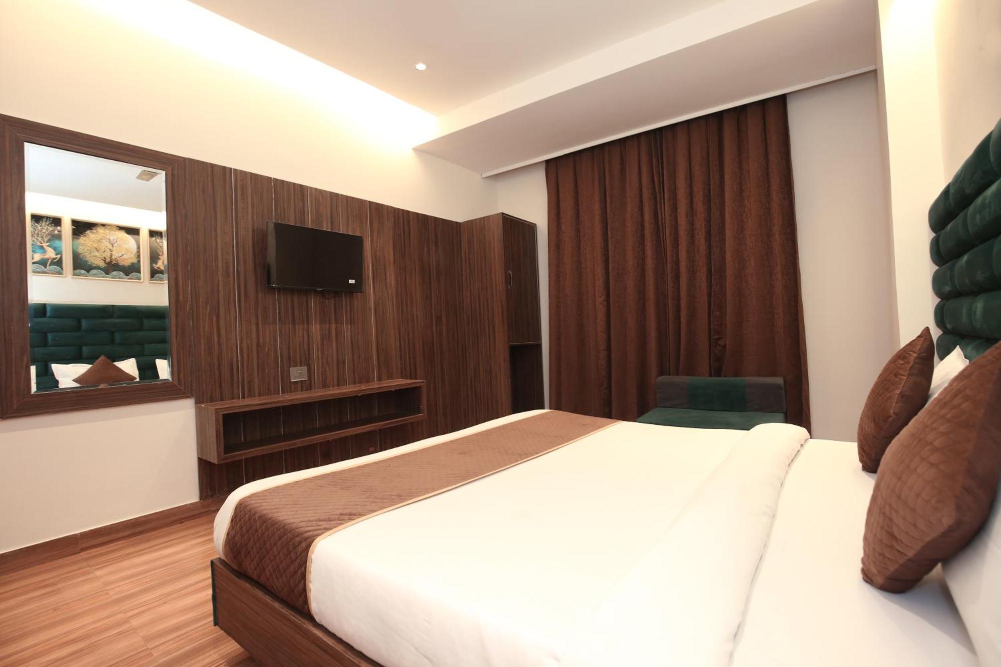 Park Plaza Hotel Near Golden Temple 암리차르 외부 사진